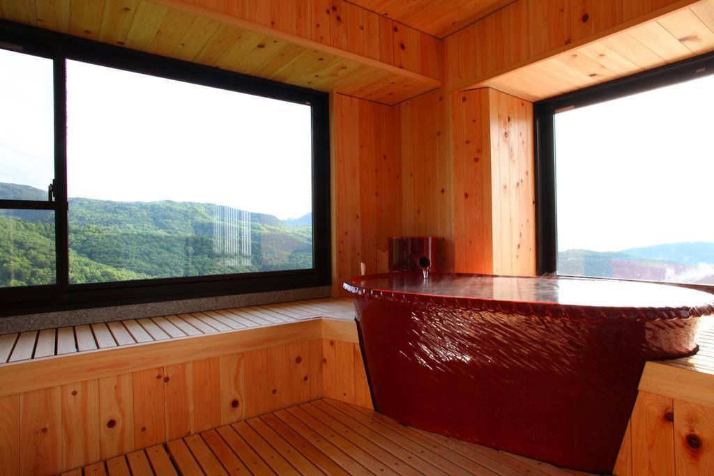Hotel Higashidate Яманучи Екстериор снимка