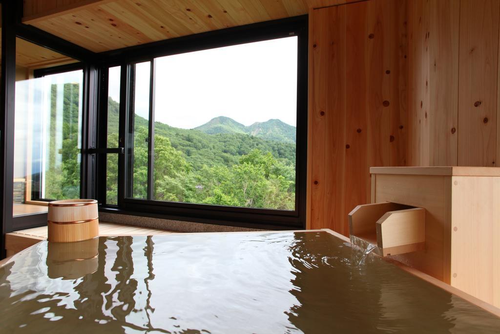 Hotel Higashidate Яманучи Екстериор снимка