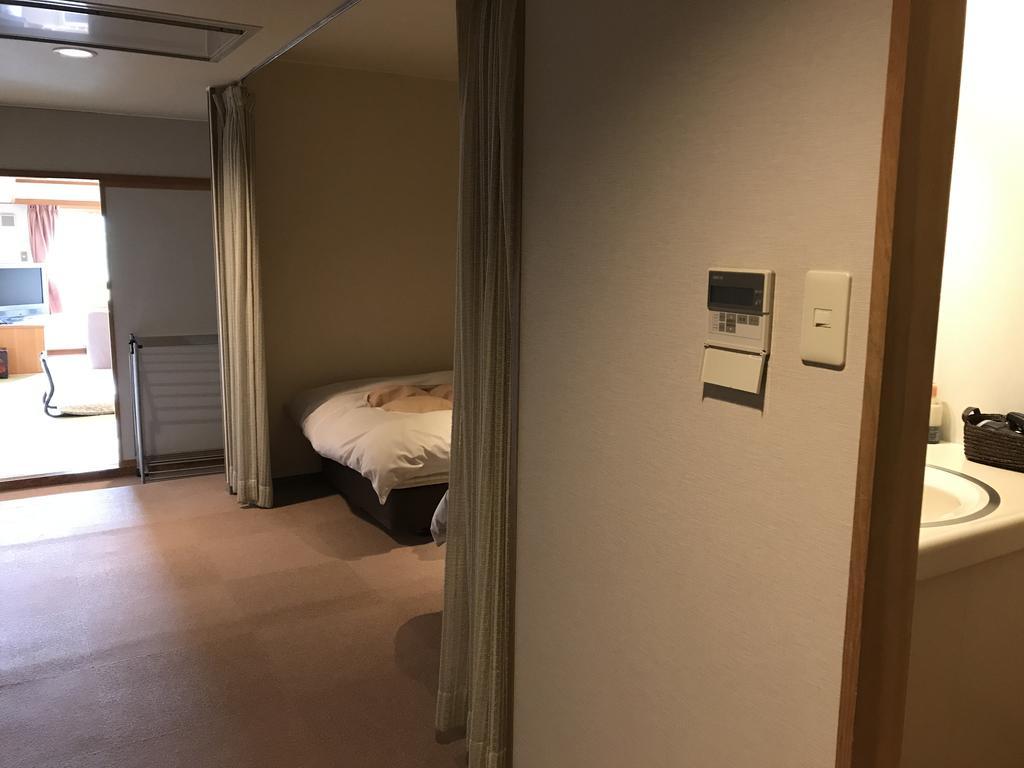 Hotel Higashidate Яманучи Екстериор снимка