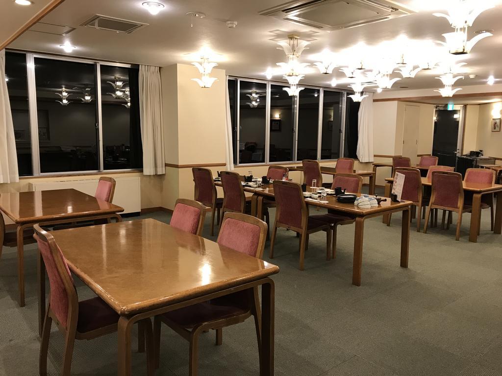 Hotel Higashidate Яманучи Екстериор снимка
